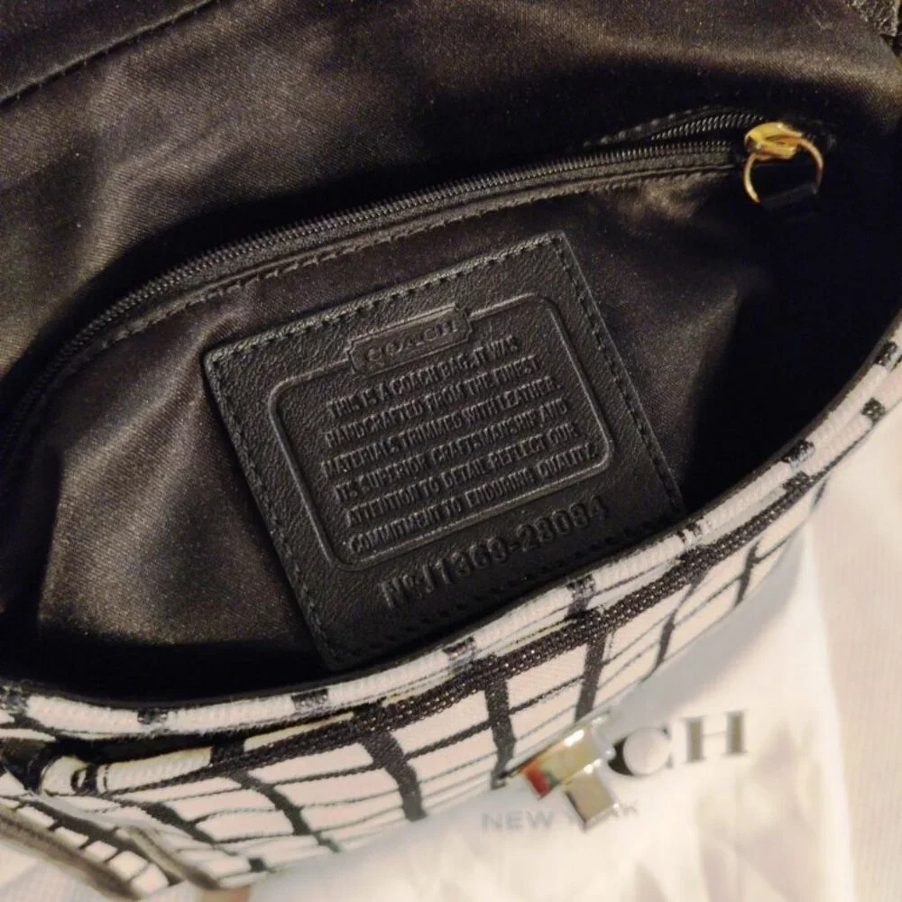 Coach Madison Sadie Top Handle or Crossbody in Black/Cream EUC + NWT Gold Chain - Picture 16 of 16